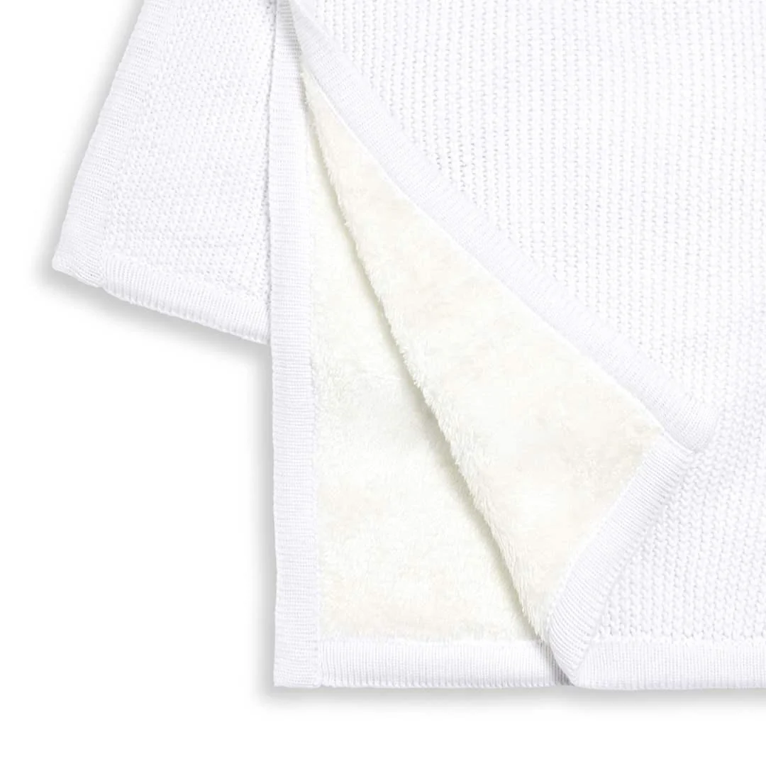 The Little Green Sheep Organic Knitted Fleece Baby Blanket - White - Image 4