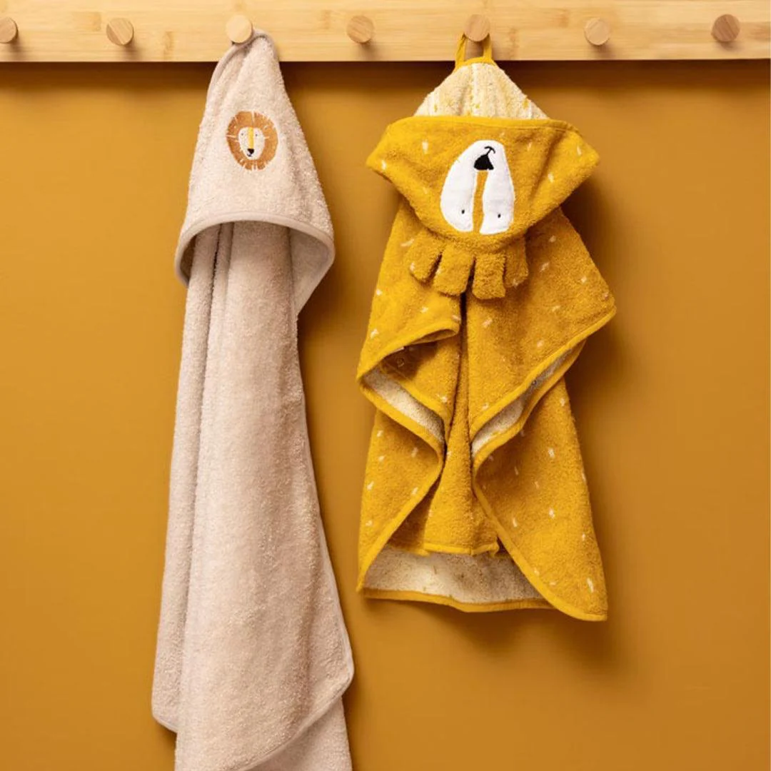 Trixie Hooded Towel - Aura Lion - Image 2