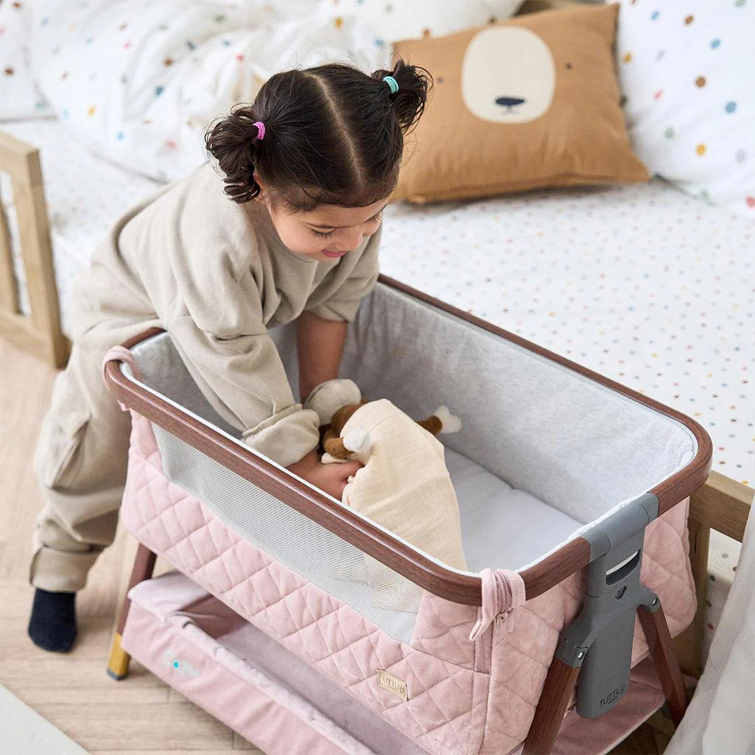 Tutti Bambini Cozee Luxe Mini Me Crib - Walnut/Blush - Image 2