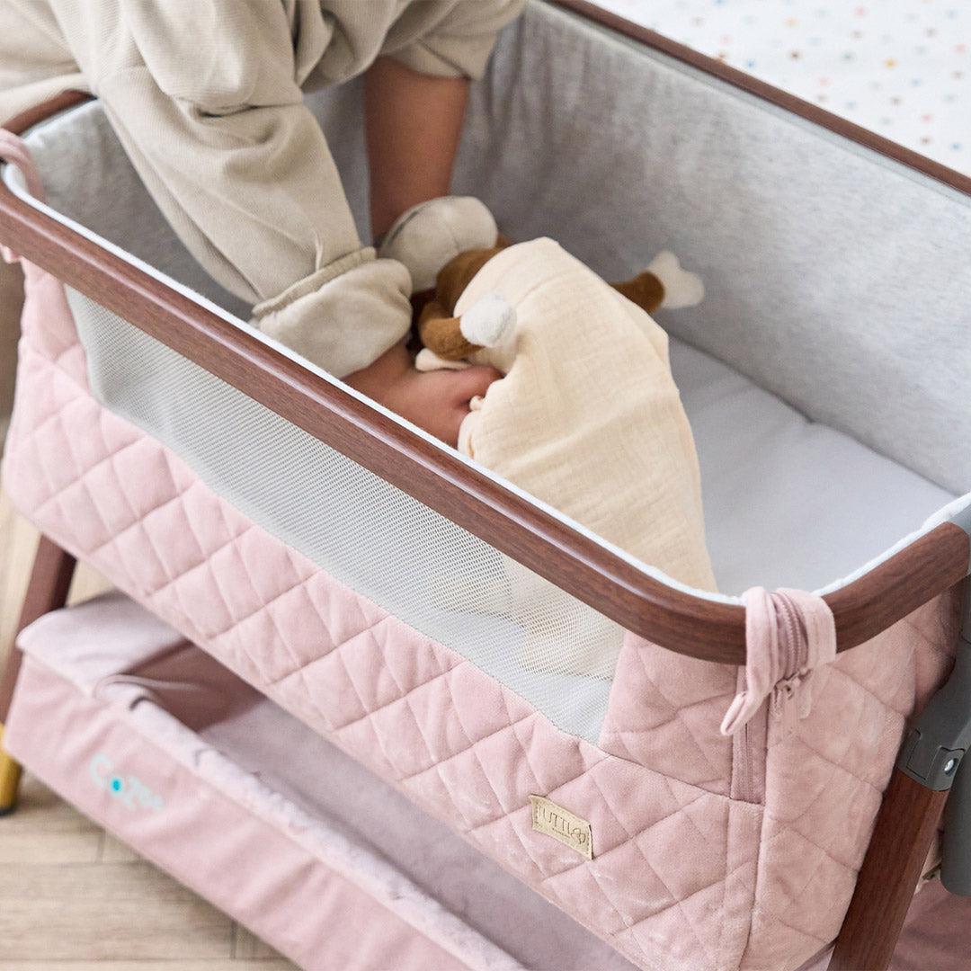 Tutti Bambini Cozee Luxe Mini Me Crib - Walnut/Blush - Image 3