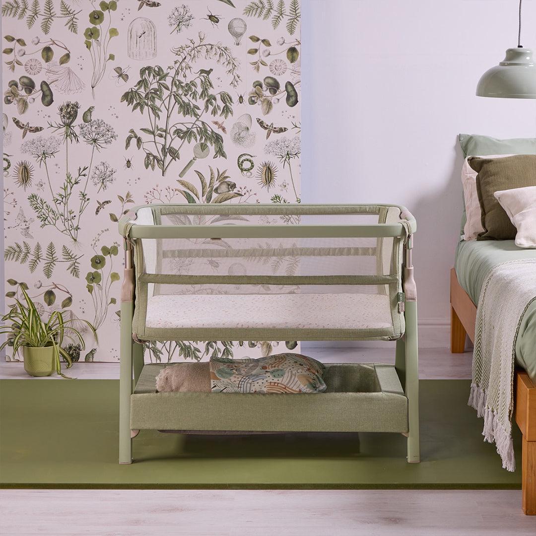 Tutti Bambini Cozee Zen Bedside Crib - Eucalyptus - Image 4