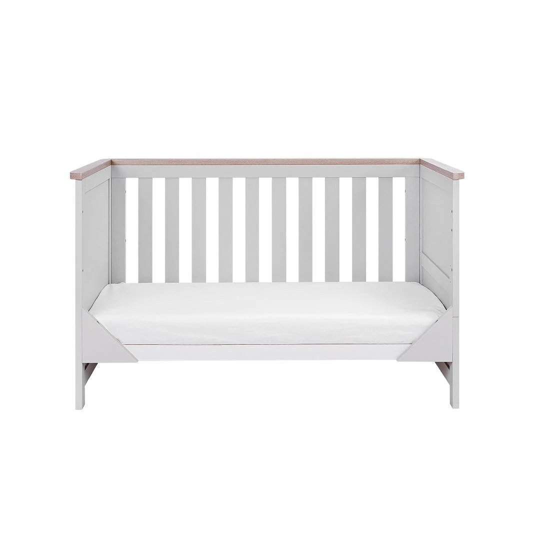 Tutti Bambini Verona Cot Bed - Dove Grey/Oak - Image 6